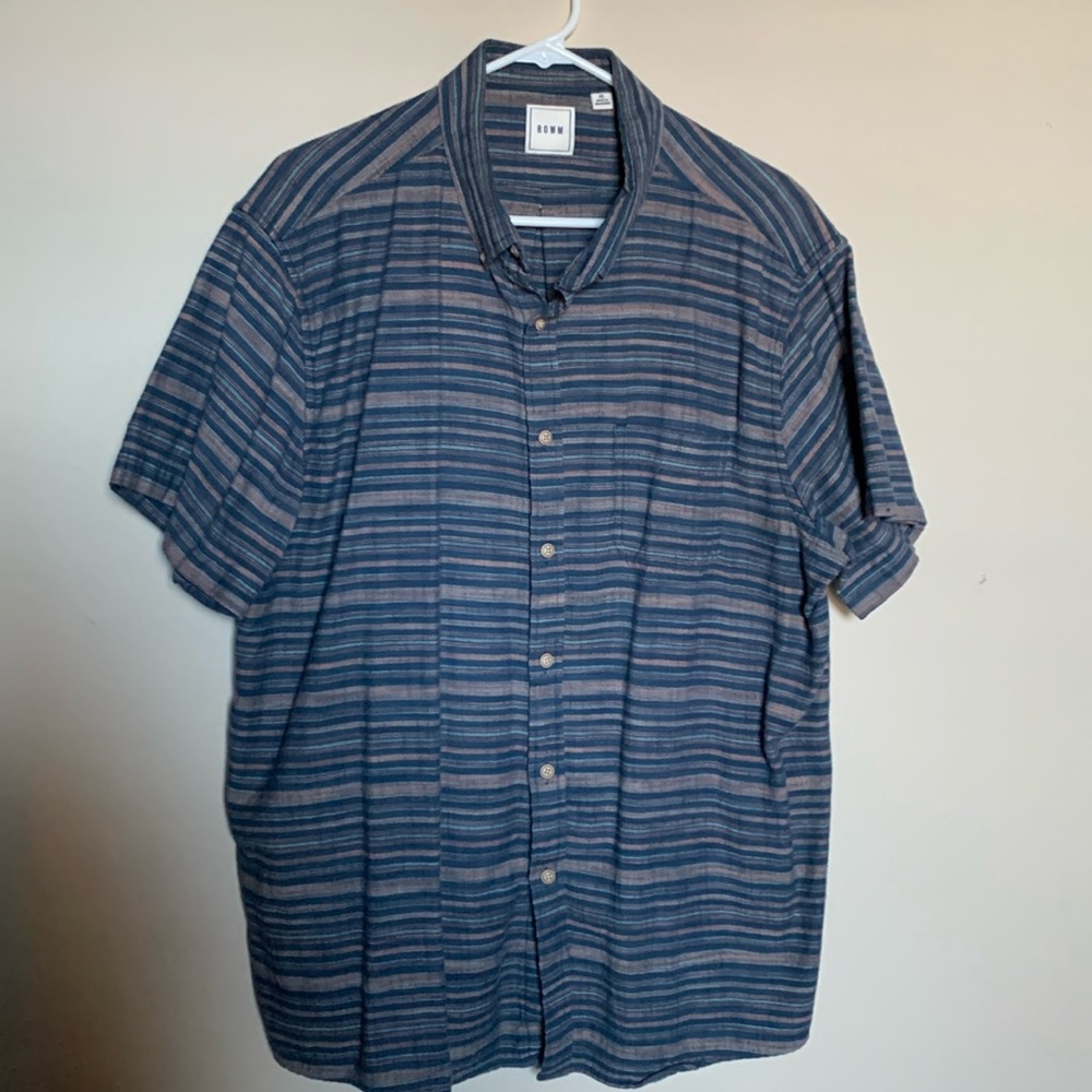 Rowm Men’s short sleeve button up shirt XL